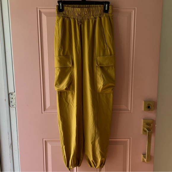 Fabletics Eleanor Cargo Track Pants - Mustard Baggy - Picture 2 of 5